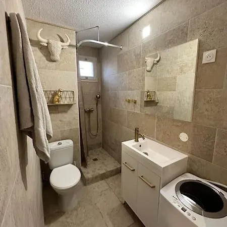 Cap D'agde Le Genois T2 De 36m2 Avec Parking Privatif Et Acces Internet * Agde