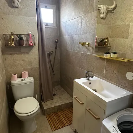 Appartement Cap D'agde Le Genois T2 De 36m2 Avec Parking Privatif Et Acces Internet Agde